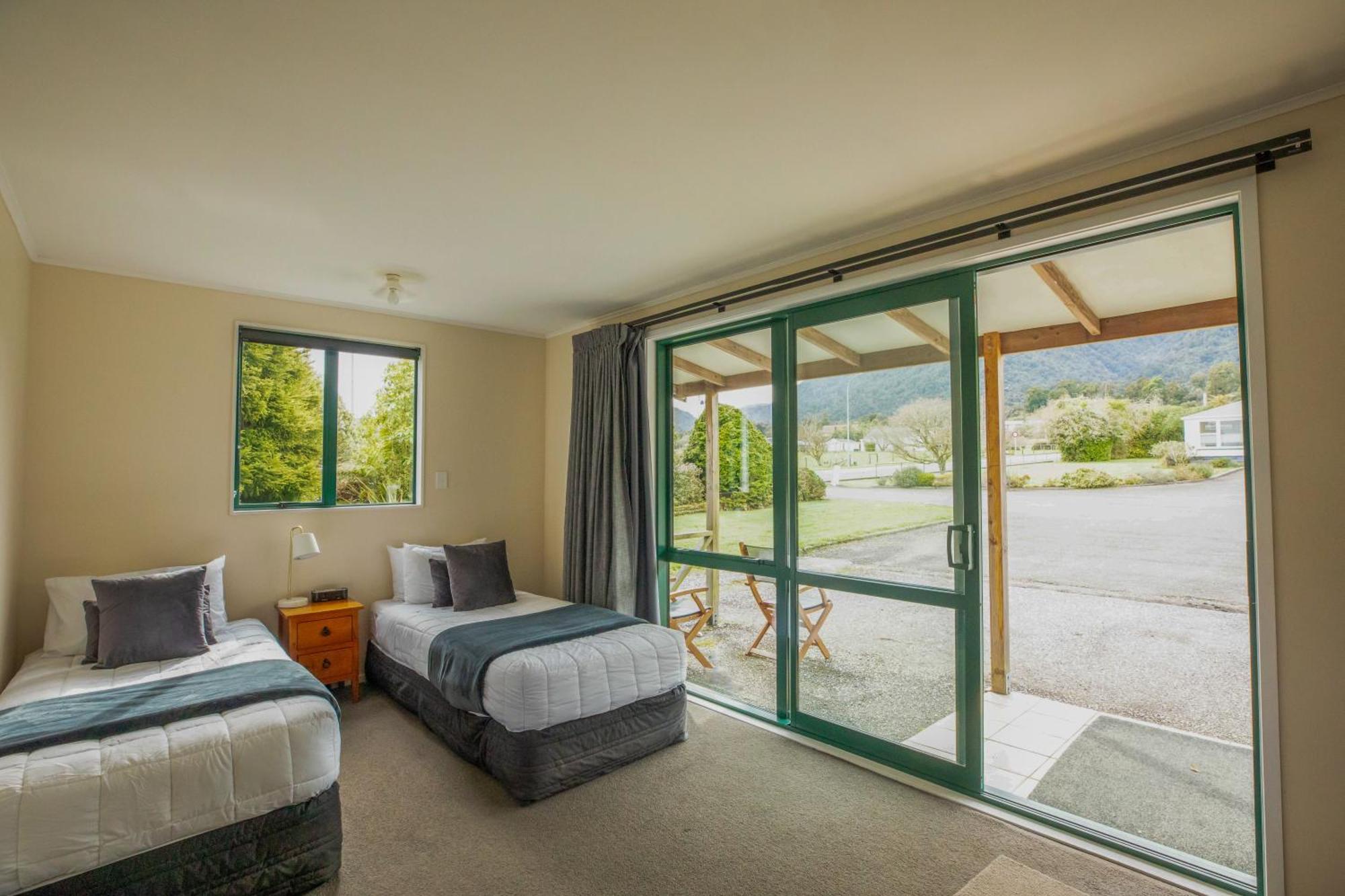 Rainforest Motel Fox Glacier Eksteriør bilde
