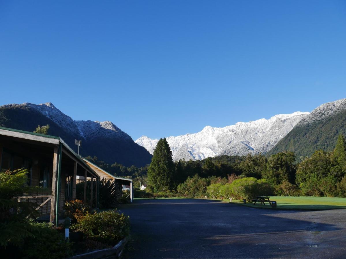 Rainforest Motel Fox Glacier Eksteriør bilde